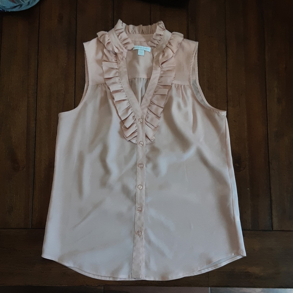 New York & Company sleeveless blouse
